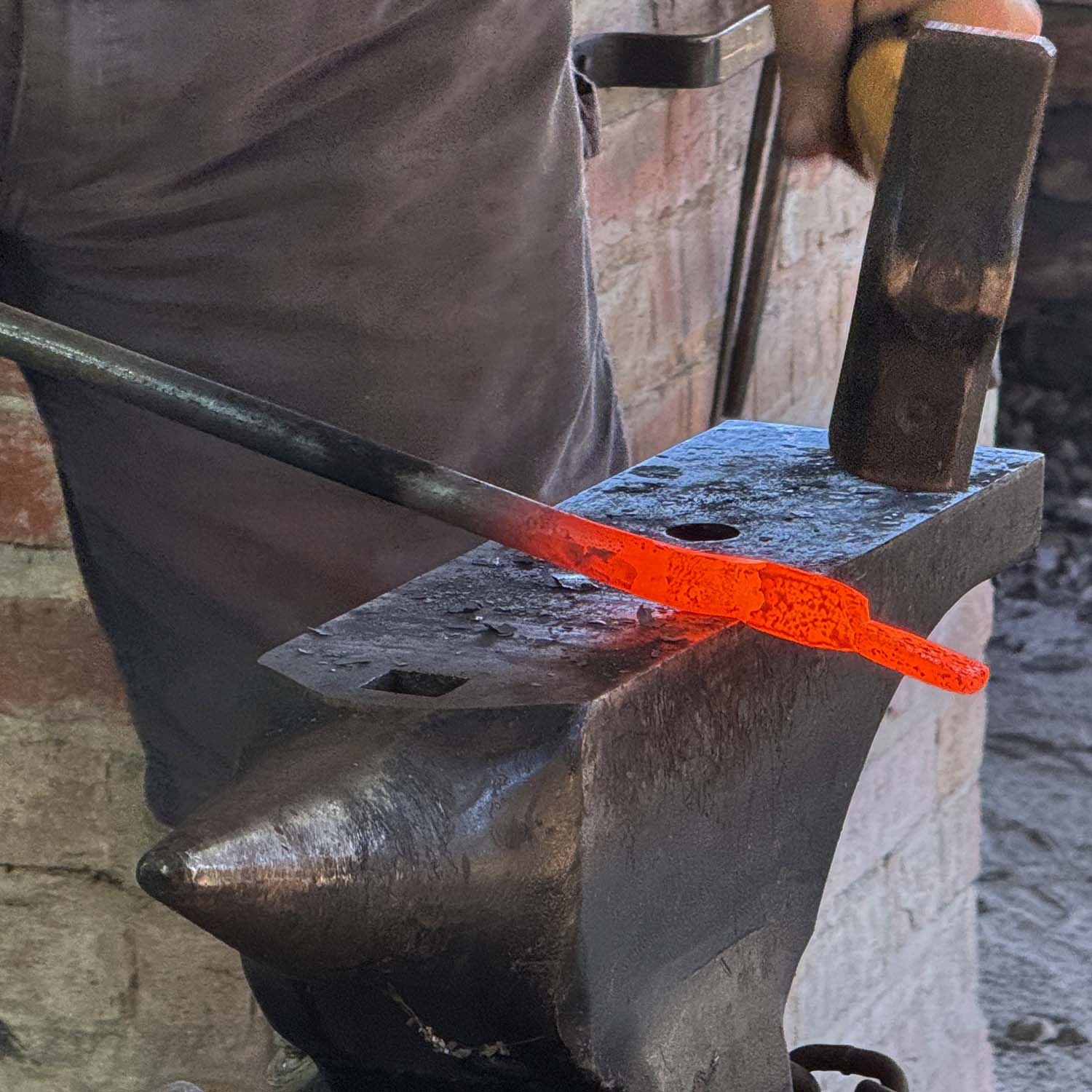 blacksmithing tong making px lFrGHu AOOy